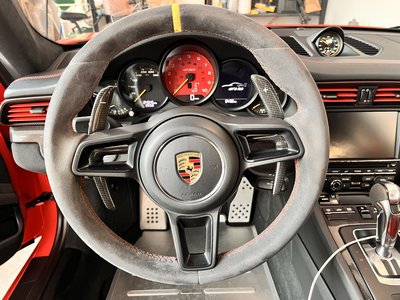 PORSCHE 911 - 10
