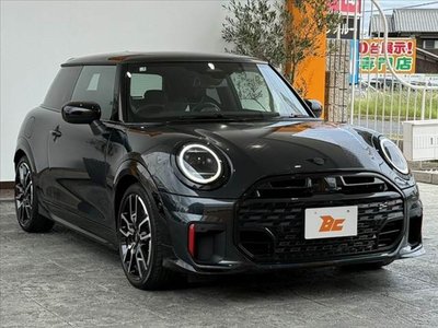 صورة 8 لـ 2025 MINI COOPER