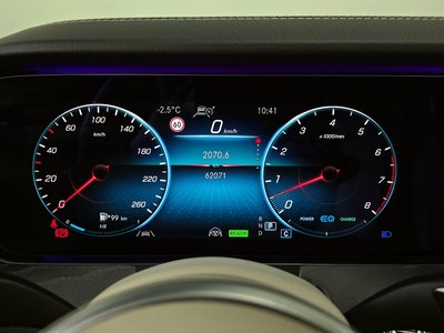 MERCEDES-BENZ CLS - 8