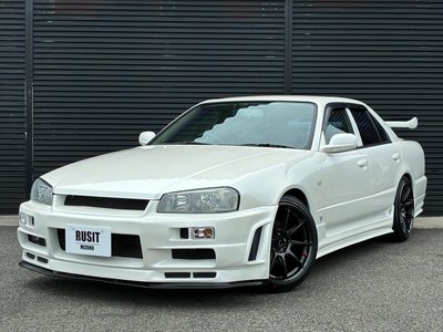 2001 Nissan SKYLINE 照片 2