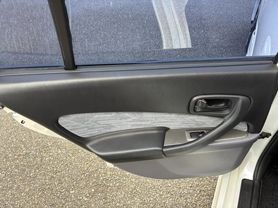 2001 Nissan SKYLINE 缩略图 66