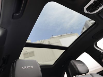 2021 Porsche MACAN 缩略图 23