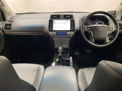 TOYOTA LAND CRUISER - 4