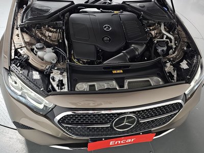 MERCEDES-BENZ E-CLASS - 7