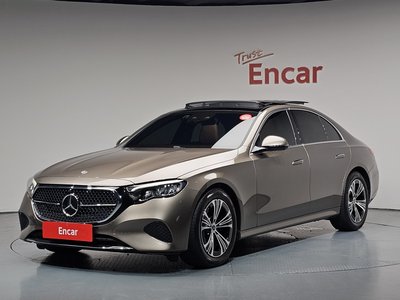 MERCEDES-BENZ E-CLASS - 1