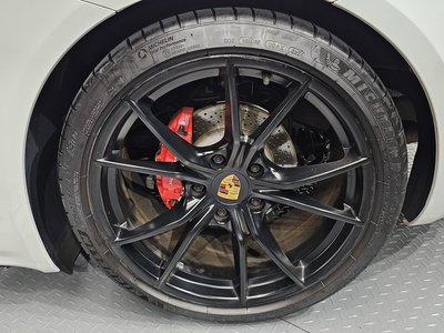 2019 Porsche 718 photo 8