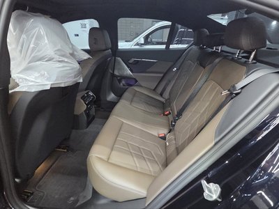 BMW 5 SERIES - 5