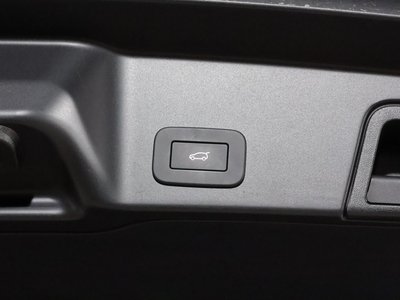 صورة 7 لـ 2024 LAND Rover RANGE ROVER EVOQUE