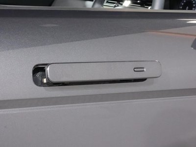 2024 LAND Rover RANGE ROVER EVOQUE thumbnail 46