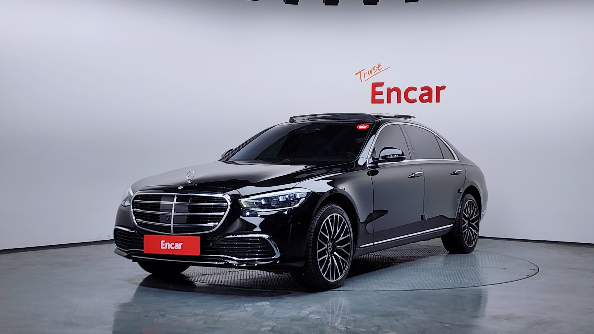 MERCEDES-BENZ S-CLASS - View 1