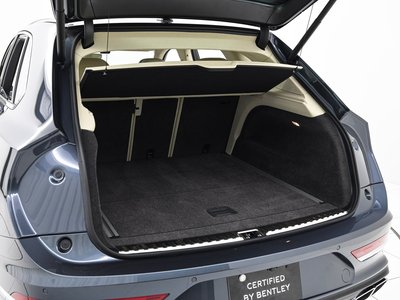 BENTLEY BENTAYGA - 7