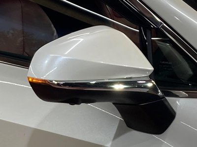 2023 Lexus NX — миниатюра 22