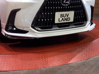 صورة 4 لـ 2023 Lexus NX