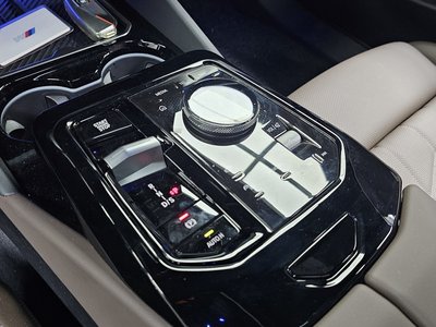 BMW 5 SERIES - 9