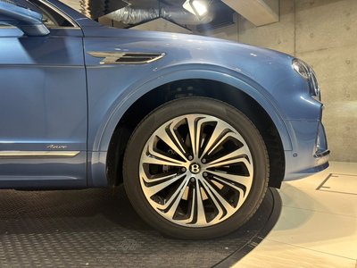 BENTLEY BENTAYGA - 4