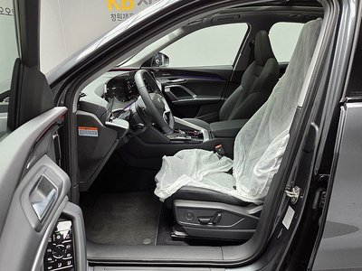 2025 AUDI Q5 缩略图 12