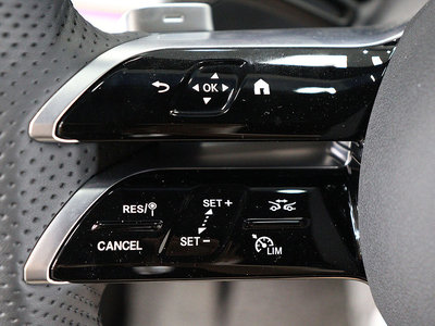 2026 Mercedes-BENZ CLE — миниатюра 11
