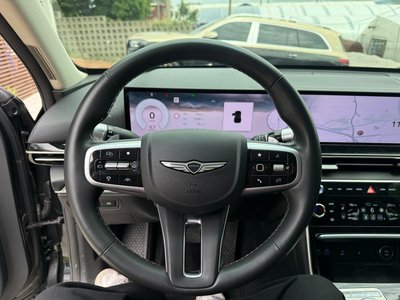 2024 Genesis GV80 thumbnail 11
