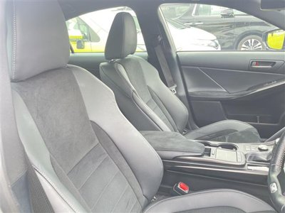 2023 Lexus IS 缩略图 11