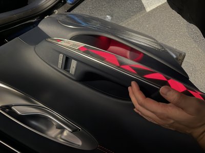صورة 7 لـ 2023 Genesis GV70