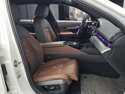2024 BMW 5 SERIES — миниатюра 16
