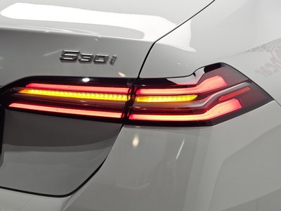 2024 BMW 5 SERIES — фото 10