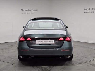 MERCEDES-BENZ E-CLASS - 3