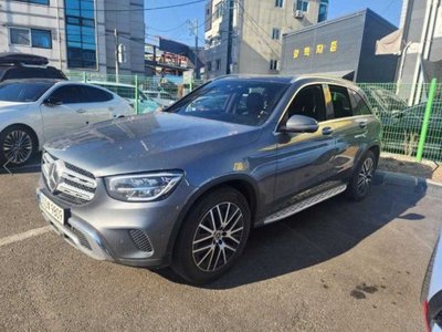 MERCEDES-BENZ GLC - 5