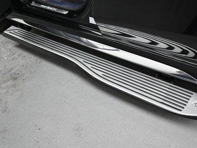 2025 Mercedes-BENZ GLS 缩略图 16