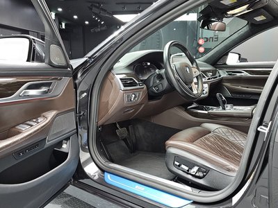 BMW 7 SERIES - 10