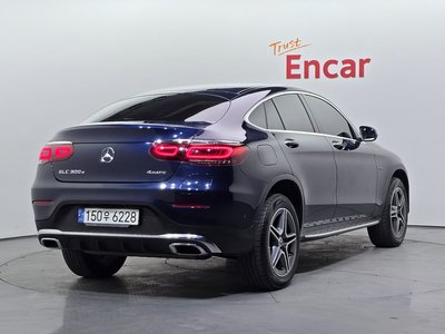 MERCEDES-BENZ GLC - 3