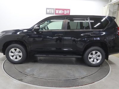 2021 Toyota LAND CRUISER PRADO — фото 10