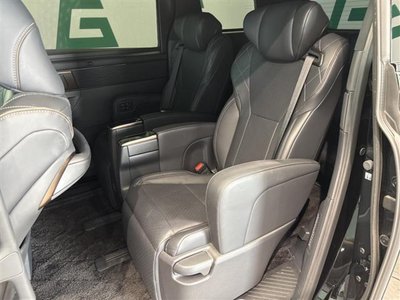 صورة مصغرة 26 لـ 2023 Toyota VELLFIRE