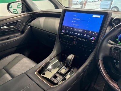 صورة مصغرة 16 لـ 2023 Toyota VELLFIRE