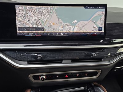 2024 BMW X6 thumbnail 14
