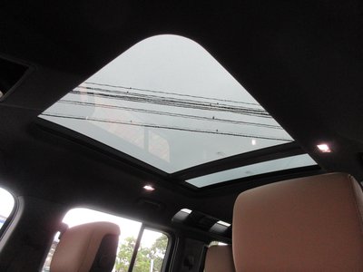 2025 LAND Rover DEFENDER 缩略图 32