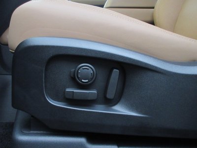 2025 LAND Rover DEFENDER 缩略图 41