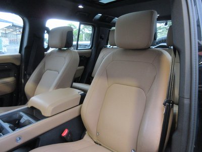 2025 LAND Rover DEFENDER 缩略图 31