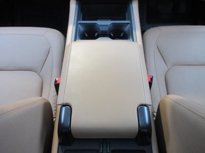 2025 LAND Rover DEFENDER 缩略图 54
