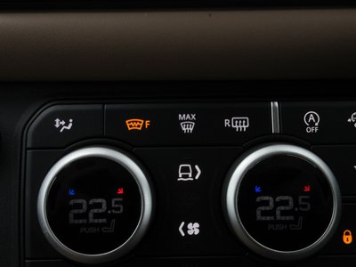 2025 LAND Rover DEFENDER 缩略图 51