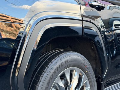 TOYOTA LAND CRUISER 300 - 7