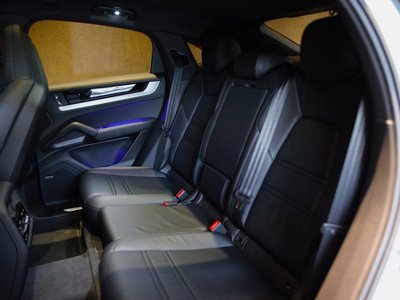 PORSCHE CAYENNE - 2
