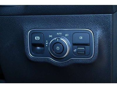 2024 Mercedes-BENZ GLB — миниатюра 44
