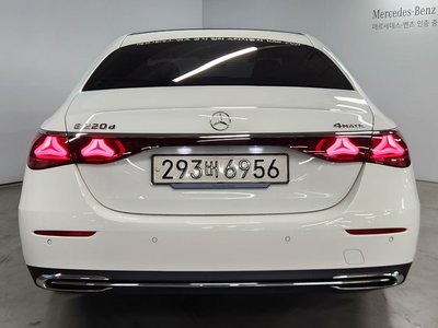 MERCEDES-BENZ E-CLASS - 3