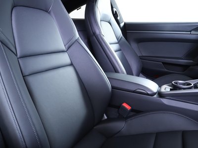 2021 Porsche 911 — миниатюра 14