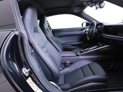 2021 Porsche 911 — миниатюра 16