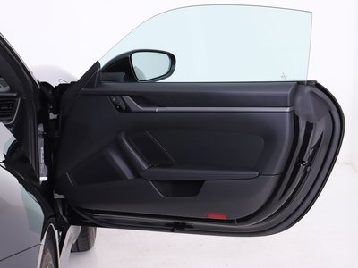 2021 Porsche 911 — миниатюра 24