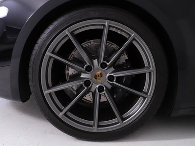 PORSCHE 911 - 9