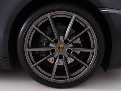PORSCHE 911 - 10