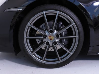 PORSCHE 911 - 8
